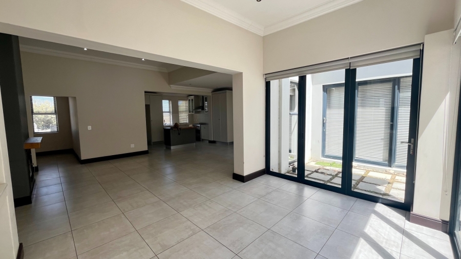 3 Bedroom Property for Sale in Sitari Country Estate Western Cape